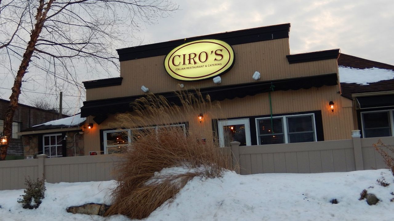 Ciro s Restaurant Review HHS Soaring Eagle