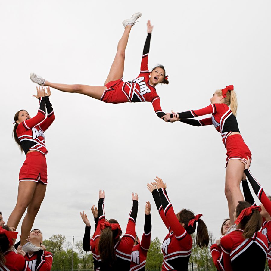 Cheerleaders+performing+routine