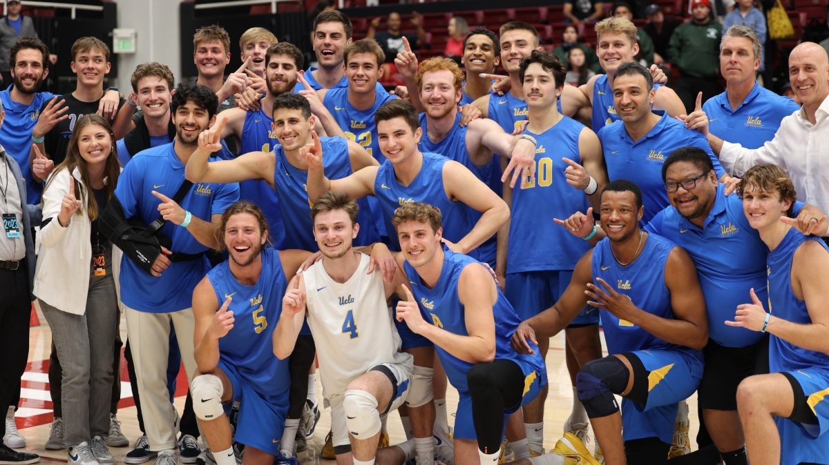UCLA Mens Volleyball Beats UCI in 4 Sets