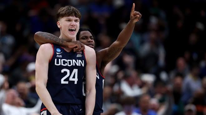 Duke Upset by UConn in March Madness
